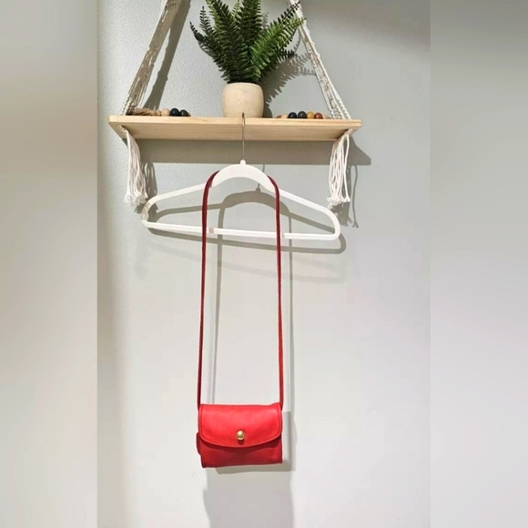 VINTAGE COACH CHRYSTIE FLAP CROSSBODY SHOULDER BAG (RED) 9892 - Picture 6 of 15